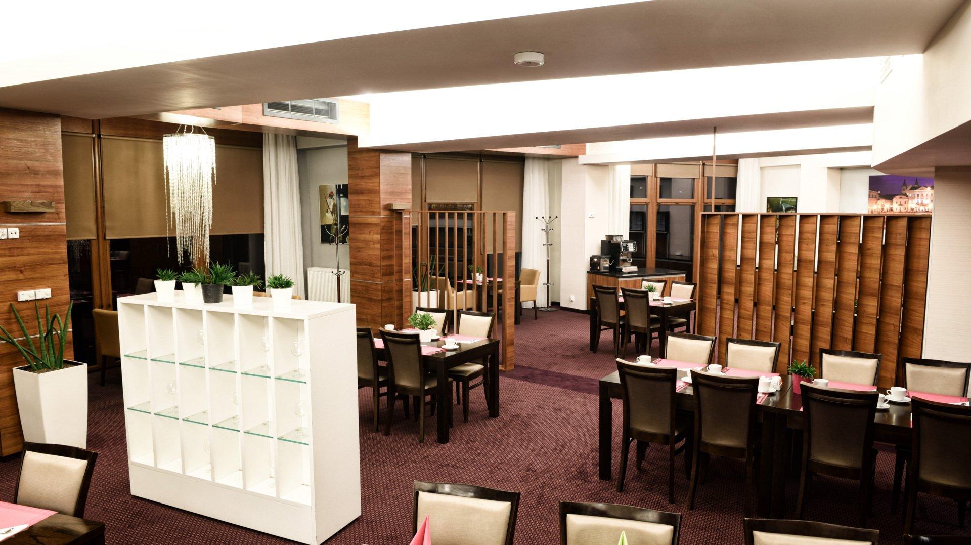 Vestil Hotel Piotrków Trybunalski Eksteriør bilde
