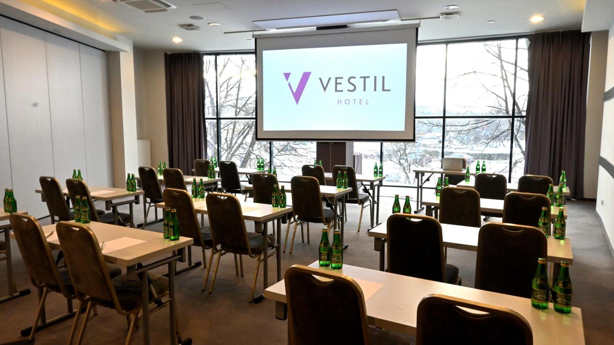 Vestil Hotel Piotrków Trybunalski Eksteriør bilde