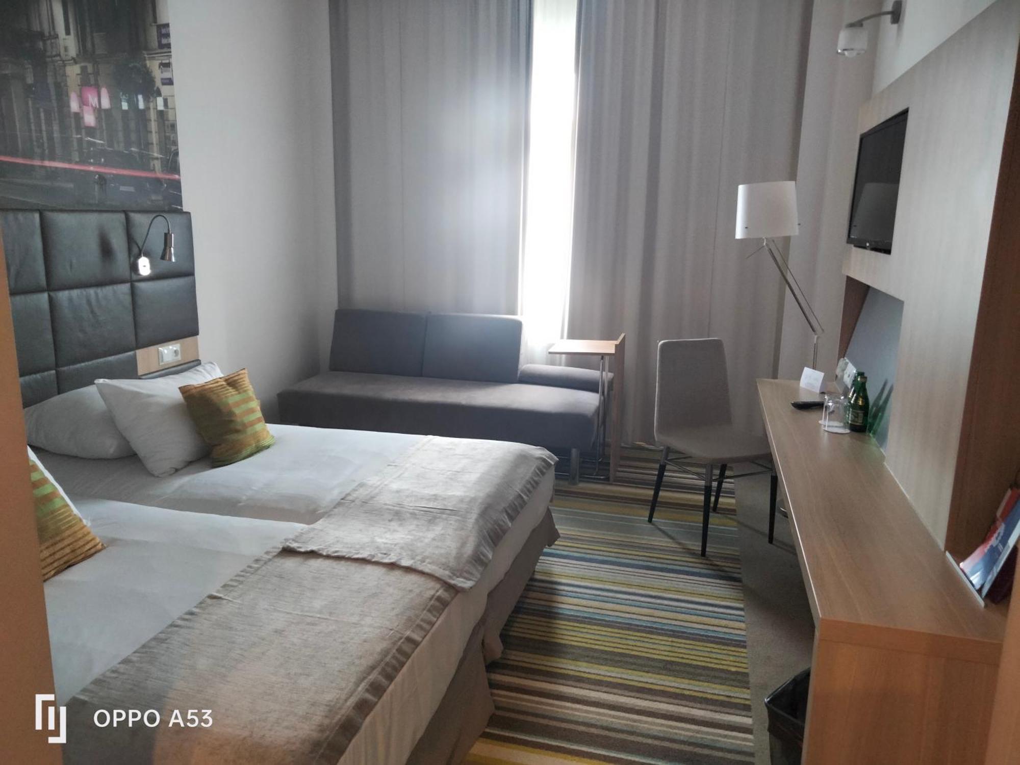 Vestil Hotel Piotrków Trybunalski Eksteriør bilde